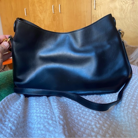 Elleme Handbags - Elleme Black M-L Dimple (?) Bag